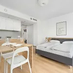 Air Conditioned In Center By Renters *