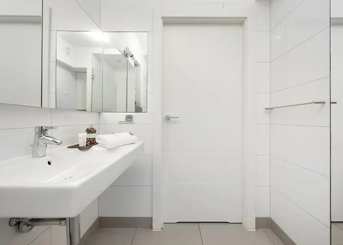 アパート Air Conditioned In Center With Parking By Renters *